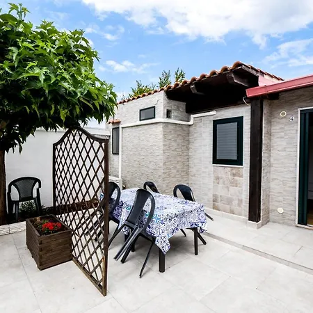 B&B Macchia Mediterranea-3