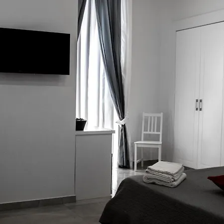 Aurora Luxury Rooms-3