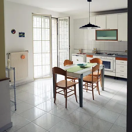 Merola Sisters Holiday Home-3