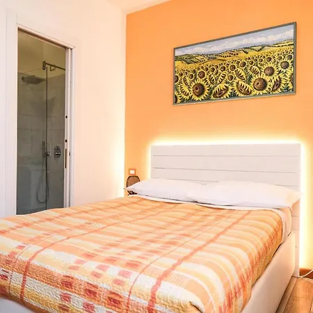 Lia Rooms-3