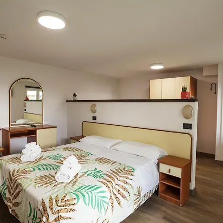 Hotel Paris-3