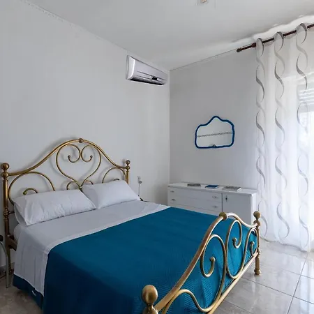 Easy Stay Verona Rooms-3