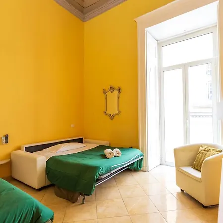 Suites Trinità in Toledo street-2