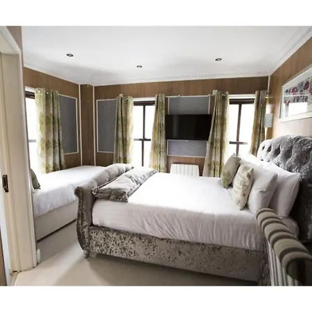 Cheshire Hotel Central London-3