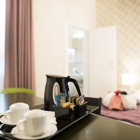 Hotel Montreal-3