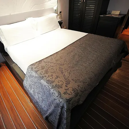 Borghese Palace Art Hotel-3