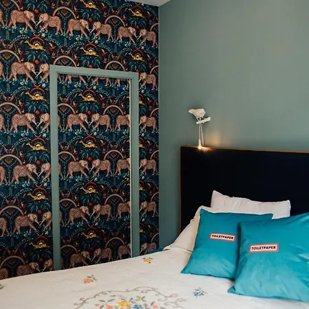 Aron Only Suites Bed And Breakfast-2