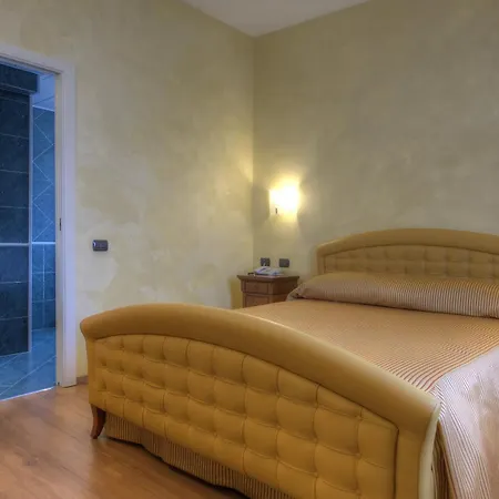 Central Park Hotel Modena-3