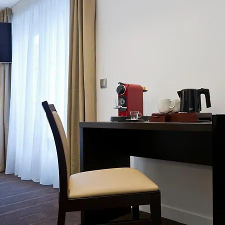 Simon'S Boutique Hotel-2