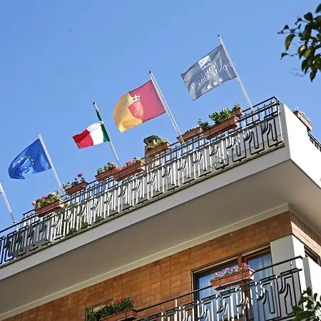 Hotel Ponte Milvio-2