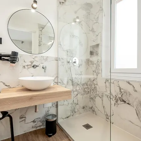 Nelli Rooms Via Veneto-2