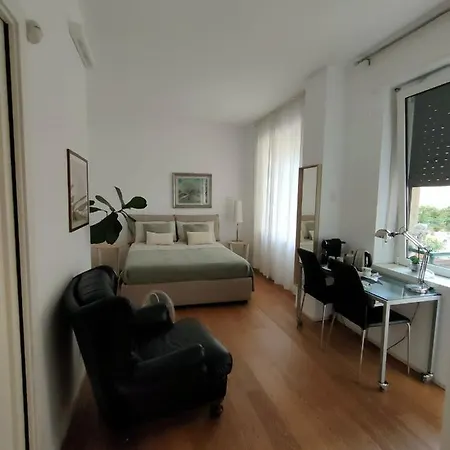 La casa di Sole Milano - Corso Buenos Aires - Stazione centrale en-suit-2
