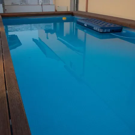 A & G Relax Rooms-2