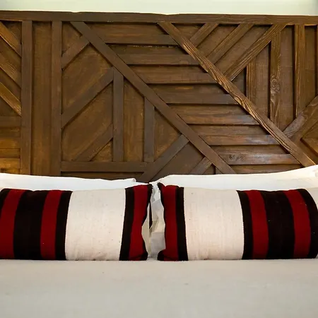 Adventor Eco-Suites-2