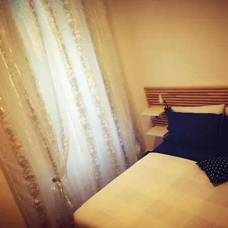 Bed & Breakfast Travellers-3