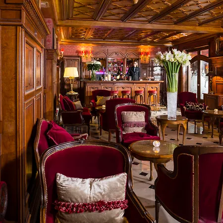 Hotel Regina Louvre-2