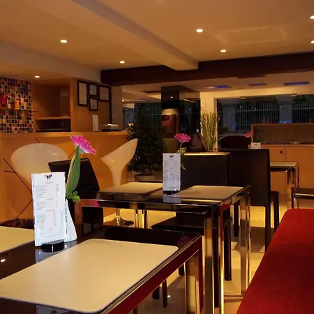 Paradiso Boutique Suites-3