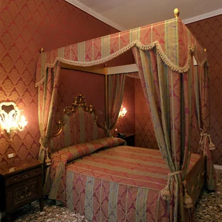 Casa Pisani Canal-2