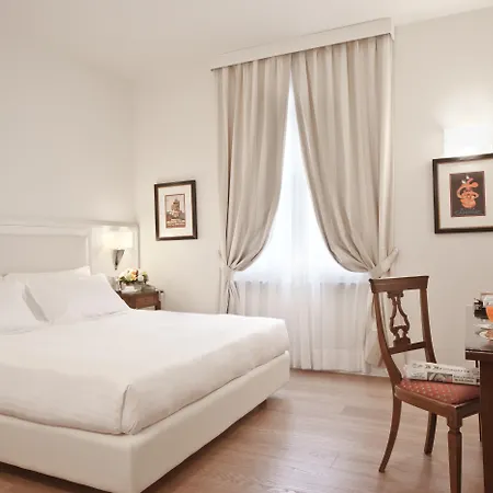 Hotel Italia-2