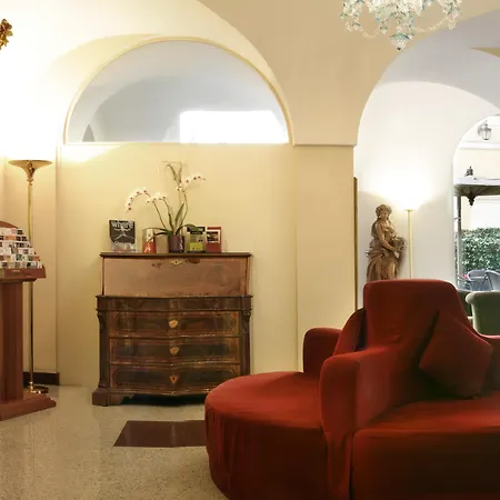 Hotel Albergo Santa Chiara-3