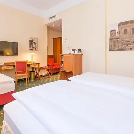 Hotel Kaiserhof Wien-3