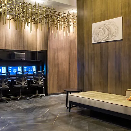 Holiday Inn Manhattan Financial District-3