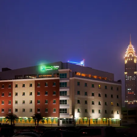 Holiday Inn Express Dubai Internet City By Ihg-3
