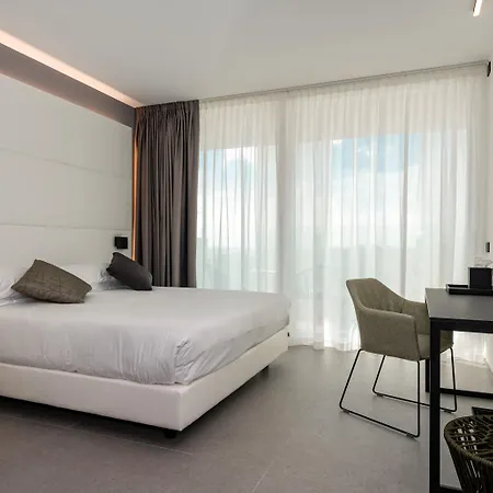 J44 Lifestyle Hotel-2