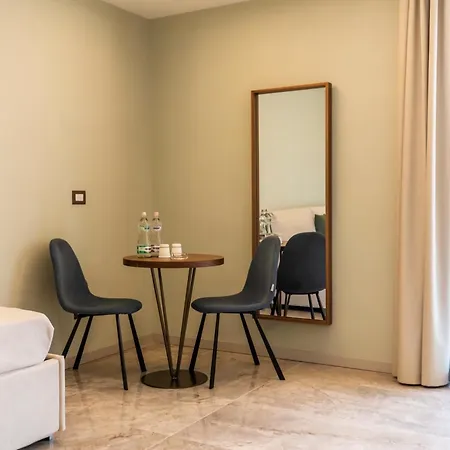 Solmaris Tropea City Center - Rooms & Suites - Private Parking-3