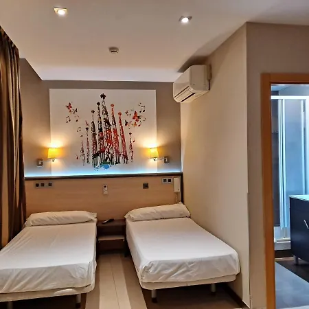 Hostal Las Flores Ramblas-2