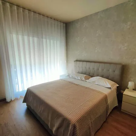 Flavi Home B&B-2