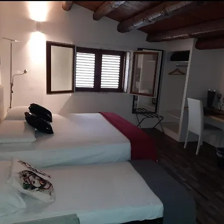 San Francesco Rooms L.T.-2