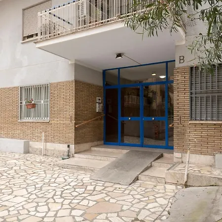 Aurelia Home Guest House-2