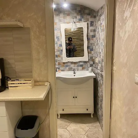 Ciro House-2