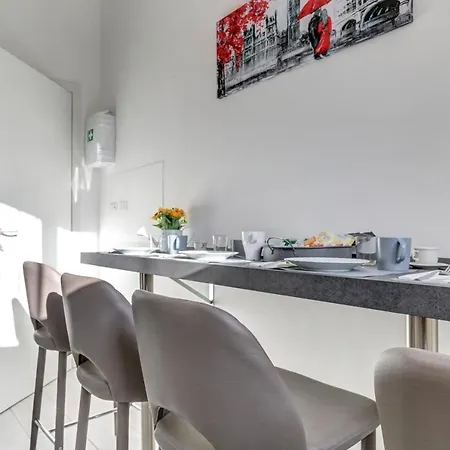 Voyager House Termini - Home And More-2