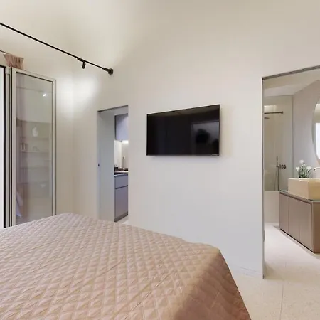 Carletta's Aparta-Suite&Spa-3