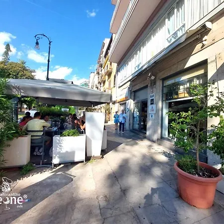 Leone Suite B&B & Restaurant Aic-2
