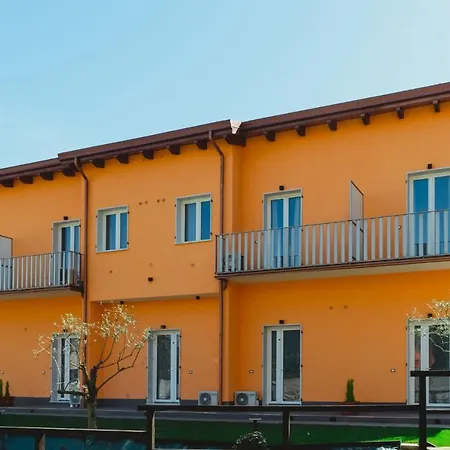 23Apartments-3