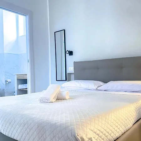 Leone Suite B&B & Restaurant Aic-3