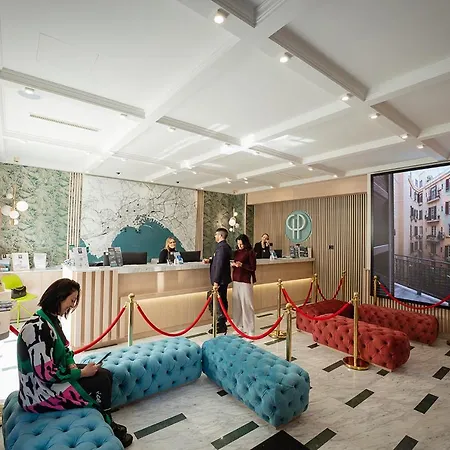 Pc Boutique H Napoli Centro, By Clapa Group-3
