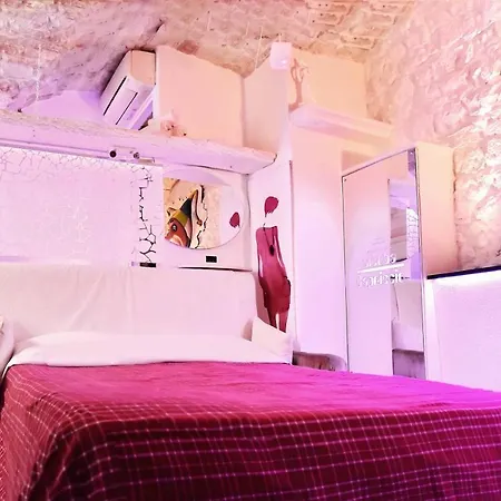 l'angolo di Gaudì -B&B diffuso- alcoba Capriccio-3