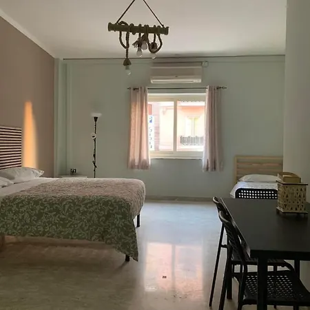 Neapolis Center2-3