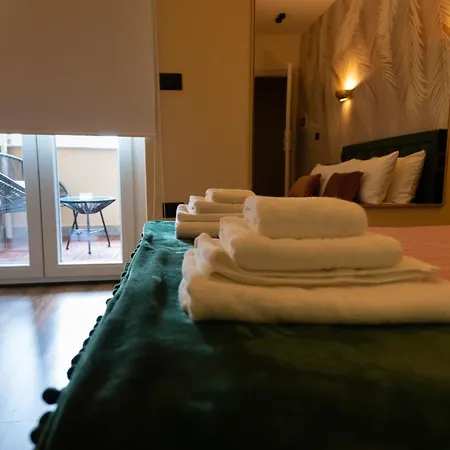 5 Sensi - Vasca Idromassaggio, Terrazzo, Fibra Ultraveloce, Parcheggio Coperto su Richiesta-3