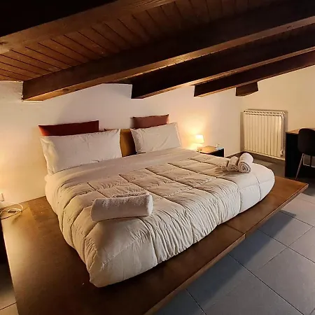 Sopra Moltivolti Guesthouse-2
