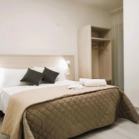 Hotel Gran San Bernardo - RICCIONE - FRONTE MARE CON RISTORANTE-2