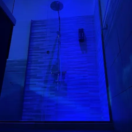 Fuddia Room & Suite-2