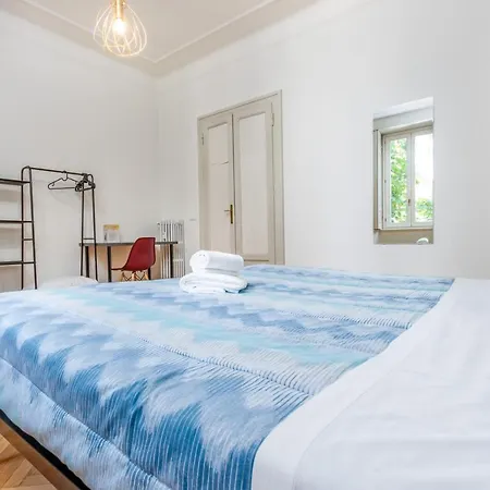 FEEL - Porta Nuova Rooms-2