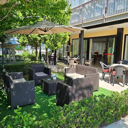 Hotel Paradiso-2