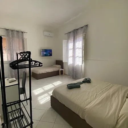 Lavica Airport Catania B&B-2