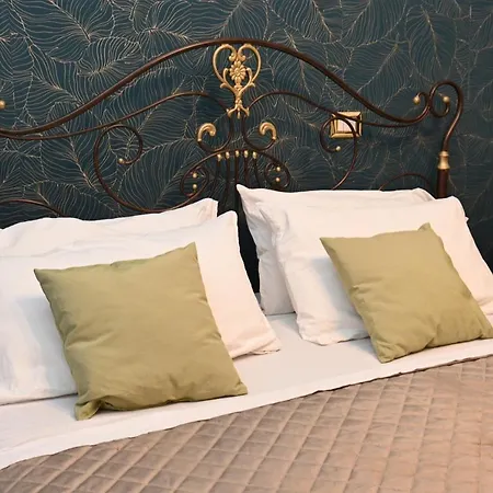 B&B Carlo V - House Hotel-3